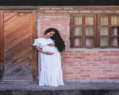 <b>高龄试管婴儿怎么养卵巢(高龄做试管如何提高着床)</b>